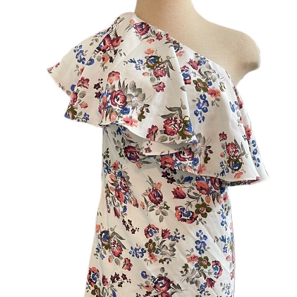 DO + BE White Floral Ruffle Off Shoulder Dress